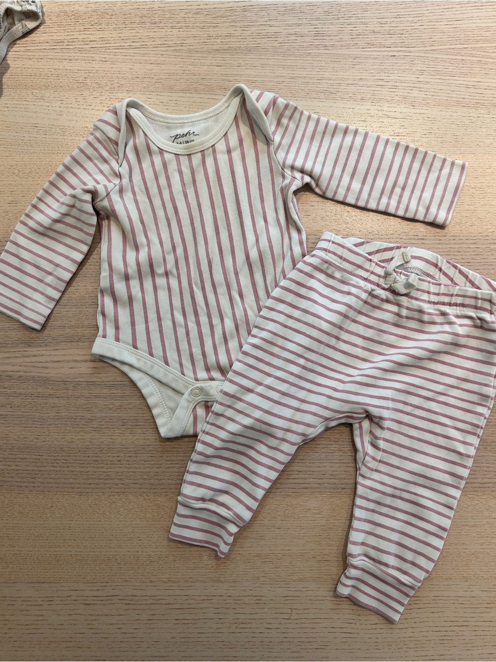 Pehr long sleeve set in pink stripe 3-6m